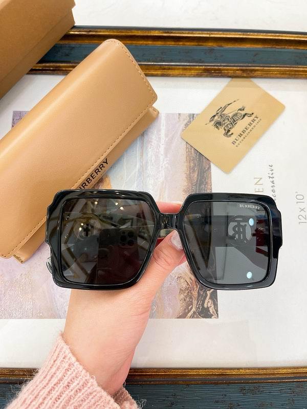 Burberry Sunglasses 151